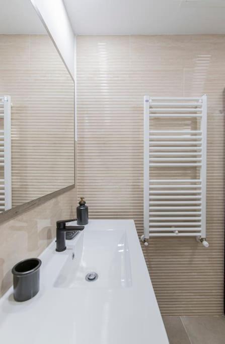 Espectacular Apartamento Plaza Mayor Madrid Exterior foto